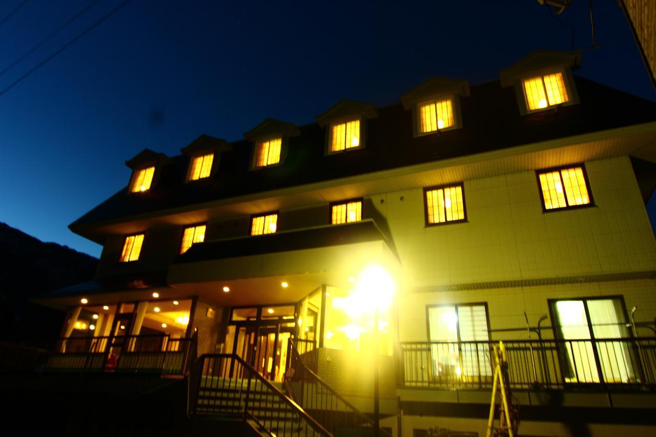 Hotel Utopia Juzawa Exteriér fotografie